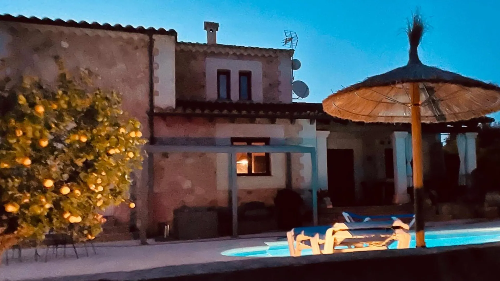 Finca Can Alba Llucmajor  Spain